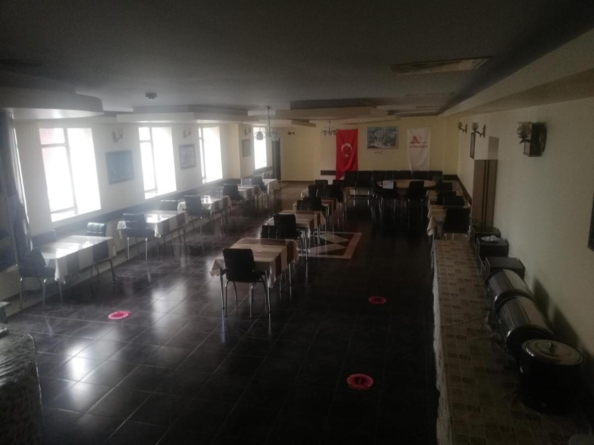 Gungoren Hotel Карс Екстериор снимка
